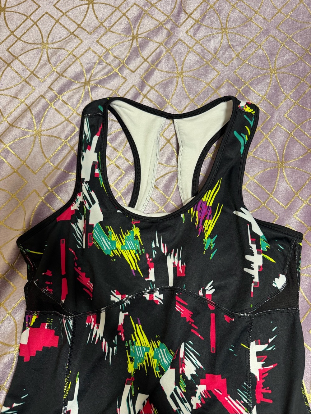 💥 WOMENS FILA Racerback Athletic Tank with Neon Abstract Print - Picture 4 of 10